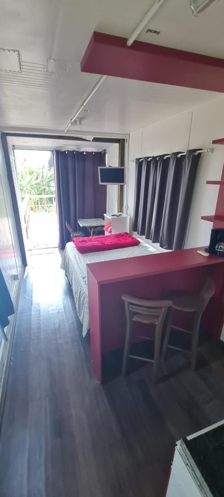 Hindu Box Containers E Cabanas Praia do Rosa Εξωτερικό φωτογραφία
